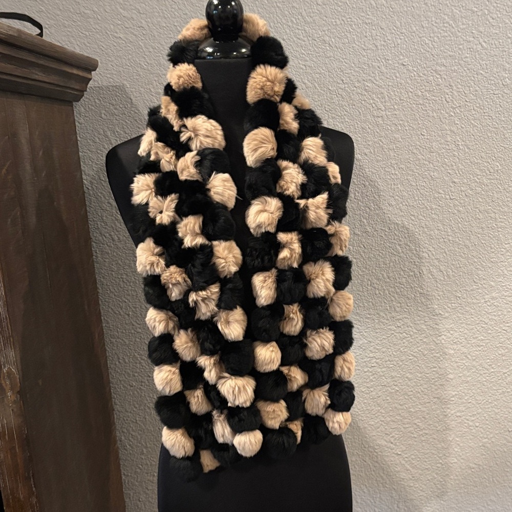 Rabbit Fur Pom-Pom Scarf – 47” Long – Black & Tan – Like New‎